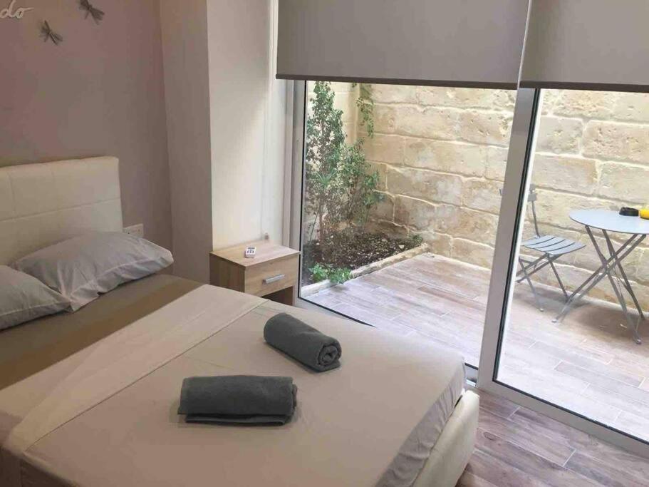 Sliema - 2 Mins From The Beach 아파트 외부 사진